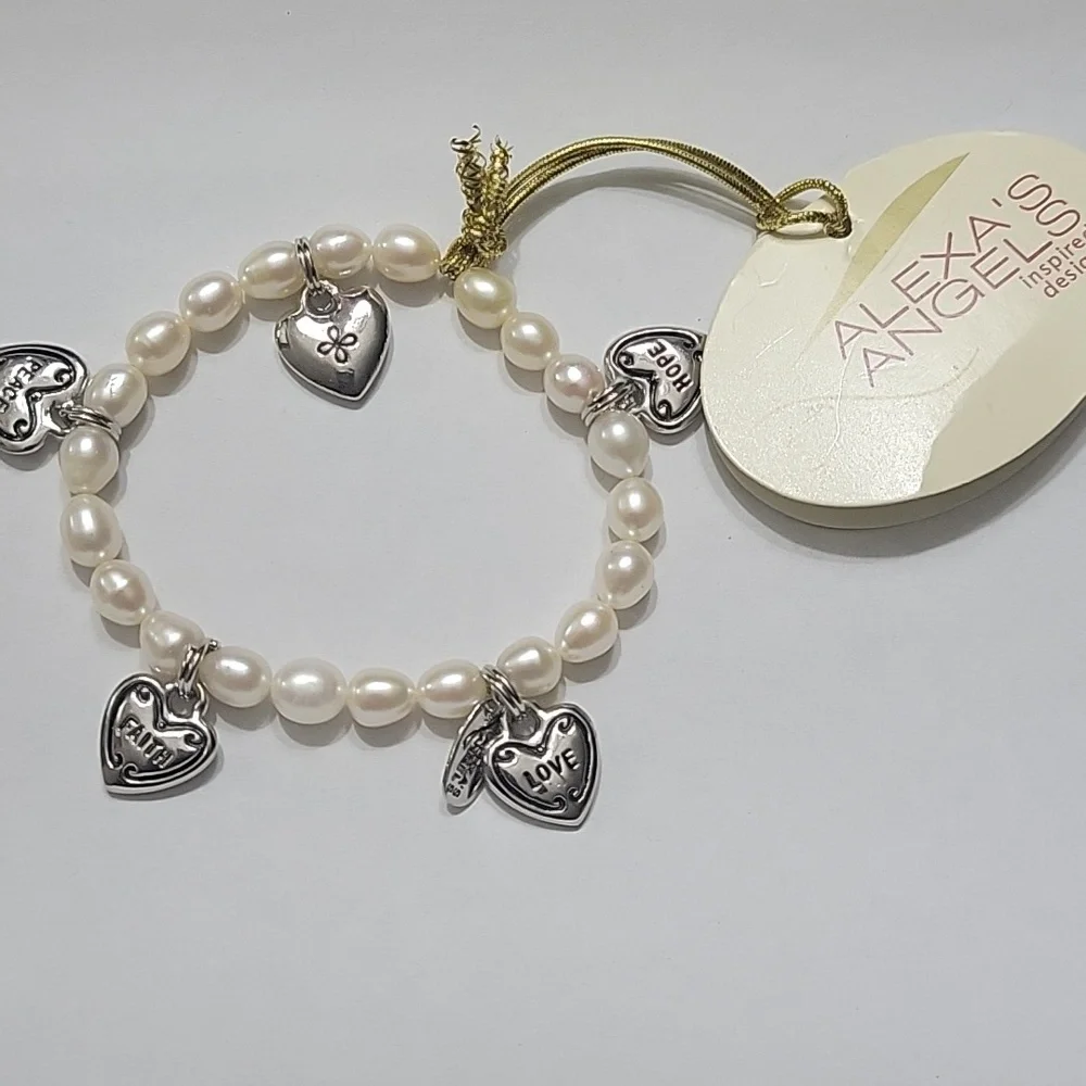 ALEXA'S ANGELS CHILD'S CHARM BRACELET NWT